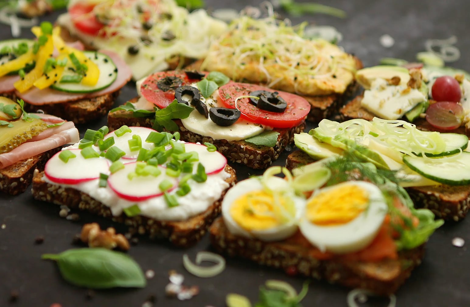 Vegetarian-and-Focaccia-salad3a